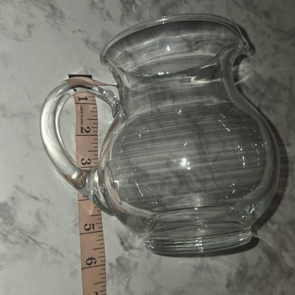 Clear Glass Pitcher‎ - Picture 7 of 8